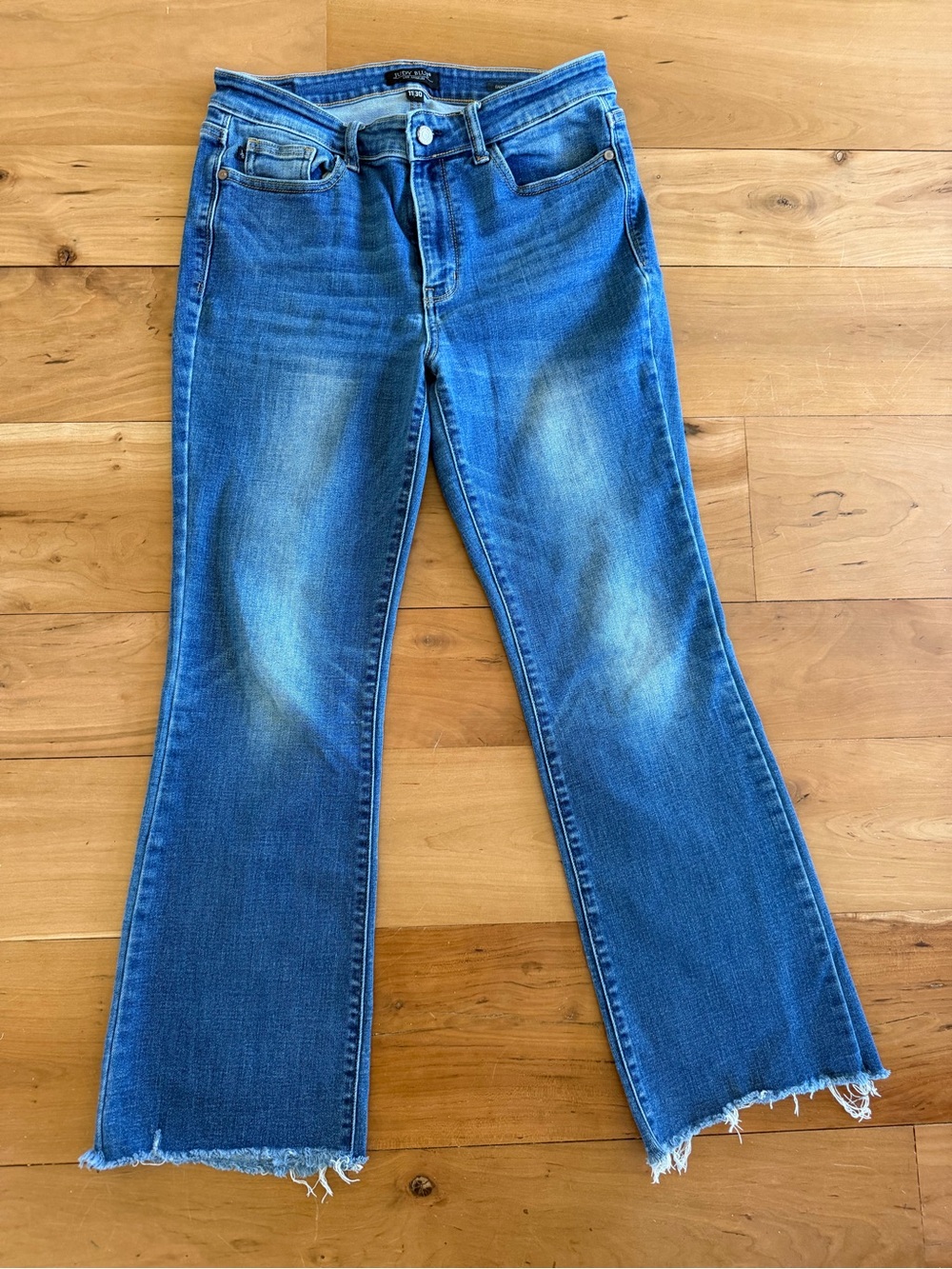 Judy Blue Los Angeles Bootcut Medium Wash Women's Jeans Stretch Frayed Hem 11/30